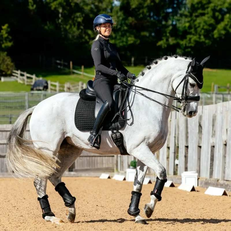 Tapis de selle dressage Suede Square Noir